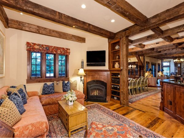 Ski in Ski Out Six Bedroom Luxury Estate in Snowmass Village