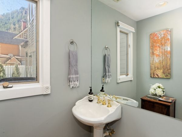 Aspen Home 995498