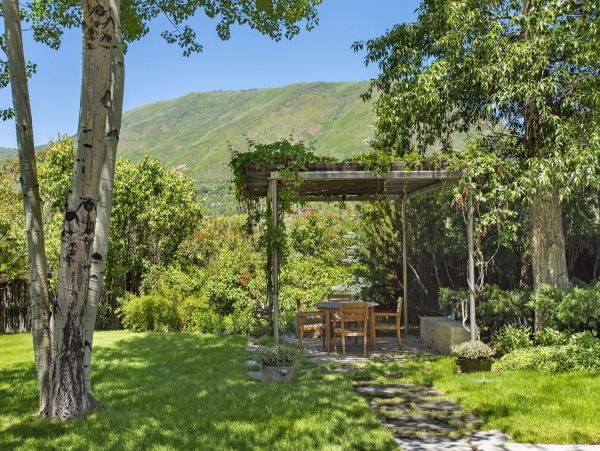 Aspen Home 995500