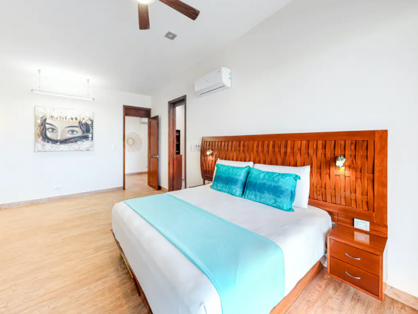 Stunning Playa Del Carmen Vacation Home On Beach With Pool