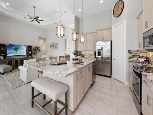 Luxury New Vacation Home on Marco Island
