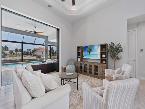 Luxury New Vacation Home on Marco Island