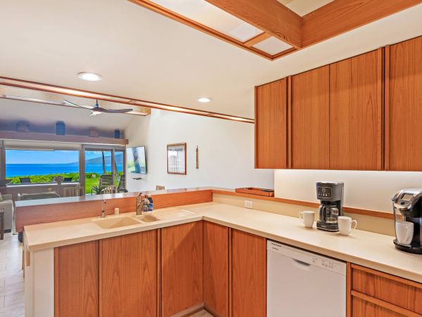 Luxury Oceanfront Vacation Home Two Bedroom In Lahaina
