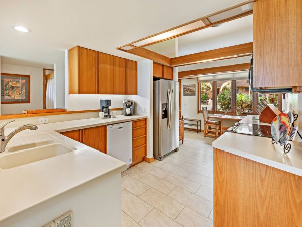 Luxury Oceanfront Vacation Home Two Bedroom In Lahaina