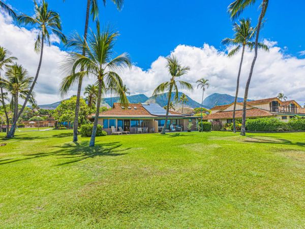 Luxury Oceanfront Vacation Home Two Bedroom In Lahaina