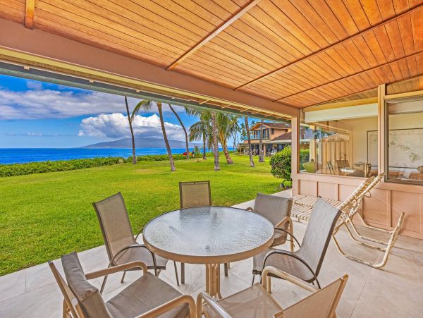 Luxury Oceanfront Vacation Home Two Bedroom In Lahaina