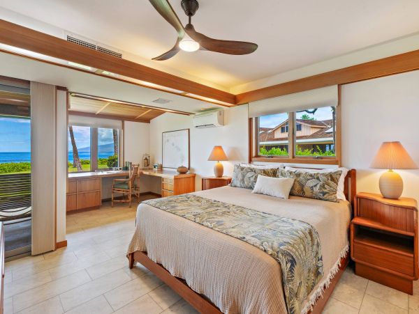 Luxury Oceanfront Vacation Home Two Bedroom In Lahaina