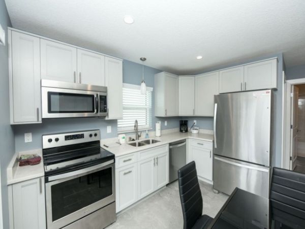 Siesta Key Three Bedroom Vacation Condo Sleeps 8 Guests