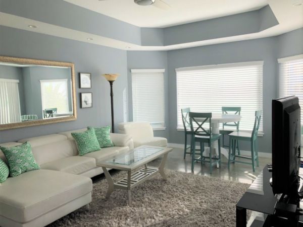 Siesta Key Three Bedroom Vacation Condo Sleeps 8 Guests