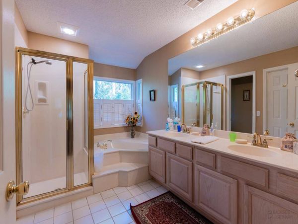 Walk To Beach Vacation Home In Hilton Head With Private Pool