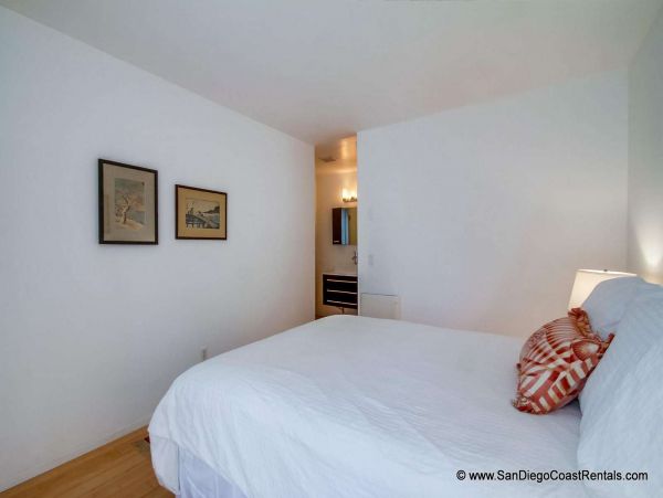 Mission Beach And Pacific Beach Condo 995517