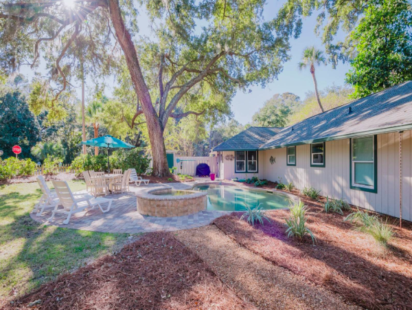 Charming Beachside Bungalow In Hilton Head With Pool and Spa