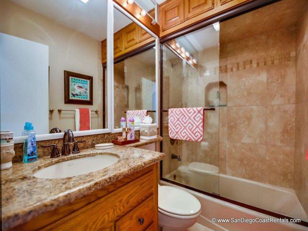 Mission Beach And Pacific Beach Condo 995523