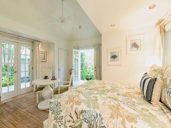 Key West Vacation Home With Private Pool Sleeps 12 Guests