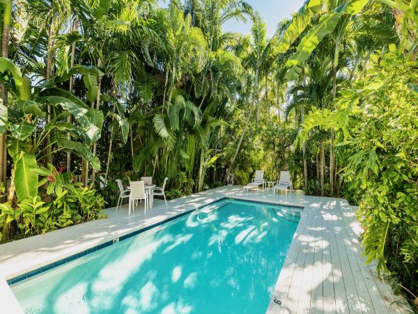 Key West Vacation Home With Private Pool Sleeps 12 Guests