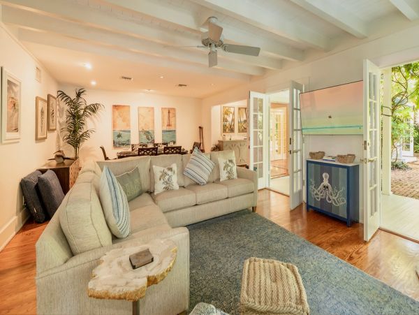 Key West Vacation Home With Private Pool Sleeps 12 Guests