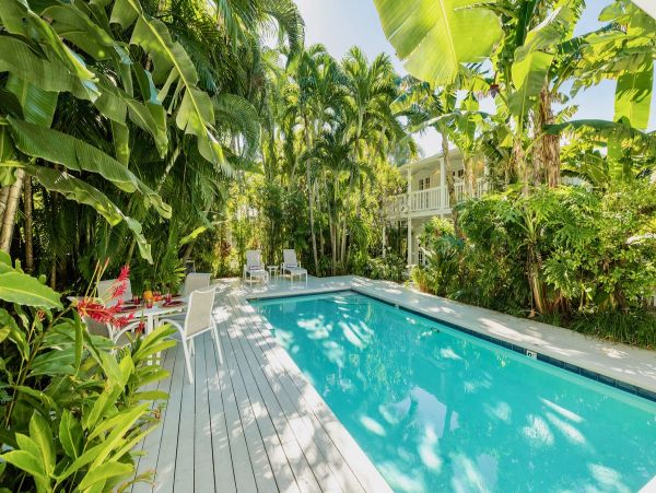 Key West Vacation Home With Private Pool Sleeps 12 Guests