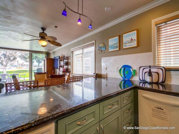 Mission Beach And Pacific Beach Condo 995534