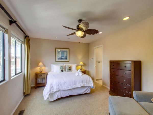 Ocean View 4 Bedroom Vacation Home in La Jolla