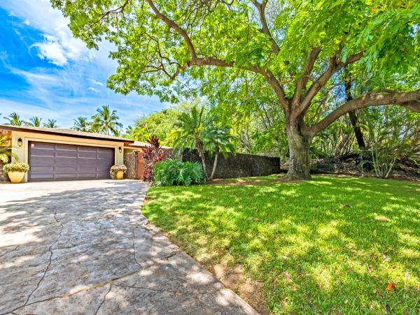 Kihei Stunning 3 Bedroom Vacation Beach Home Sleeps 12