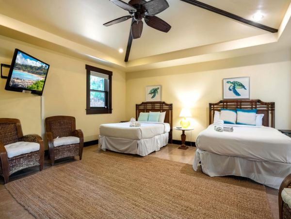 Kihei Stunning 3 Bedroom Vacation Beach Home Sleeps 12