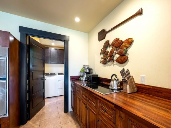 Kihei Stunning 3 Bedroom Vacation Beach Home Sleeps 12