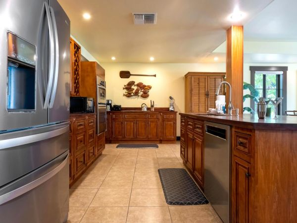 Kihei Stunning 3 Bedroom Vacation Beach Home Sleeps 12
