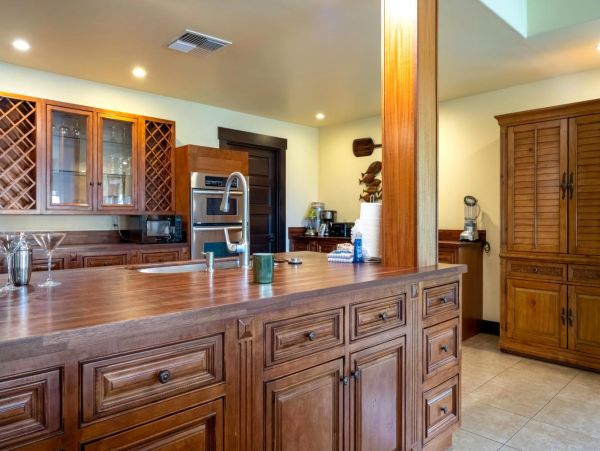 Kihei Stunning 3 Bedroom Vacation Beach Home Sleeps 12