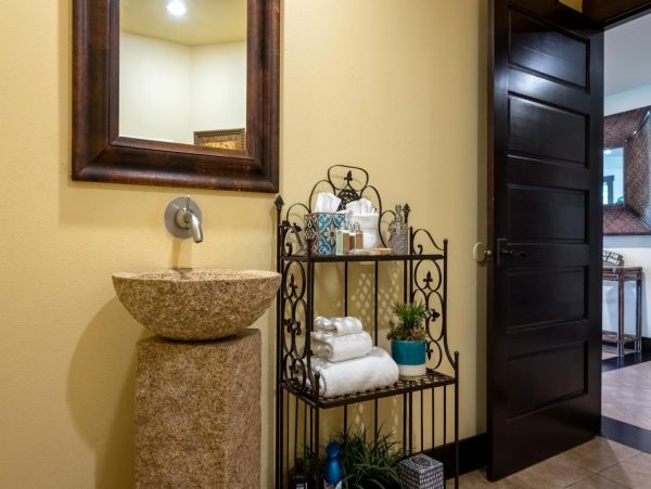 Kihei Stunning 3 Bedroom Vacation Beach Home Sleeps 12