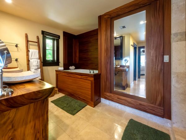 Kihei Stunning 3 Bedroom Vacation Beach Home Sleeps 12