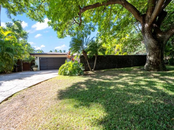Kihei Stunning 3 Bedroom Vacation Beach Home Sleeps 12