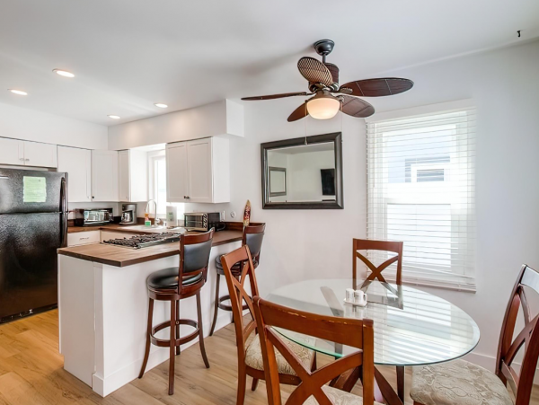 Lovely 4 Bedroom Rental with Charming Loft Sleeps 12 Guests