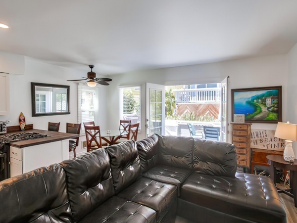 Lovely 4 Bedroom Rental with Charming Loft Sleeps 12 Guests