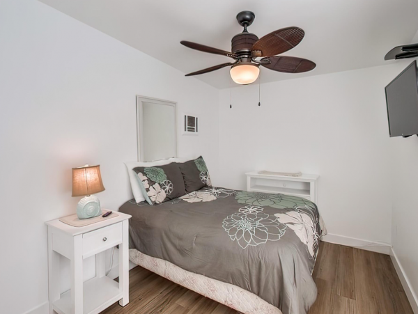 Lovely 4 Bedroom Rental with Charming Loft Sleeps 12 Guests