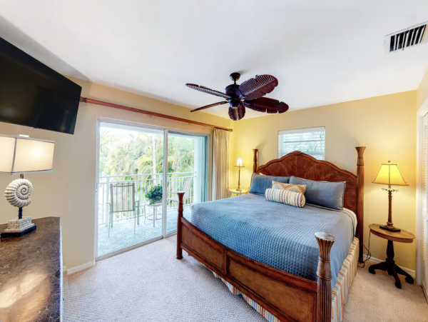 Key Colony Two Level Family Home Private Pool Steps To Beach