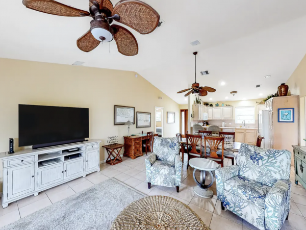 Key Colony Two Level Family Home Private Pool Steps To Beach
