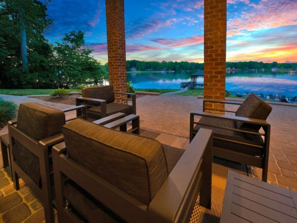 Luxury Lakefront Vacation Home With Boat Dock 16 Guests