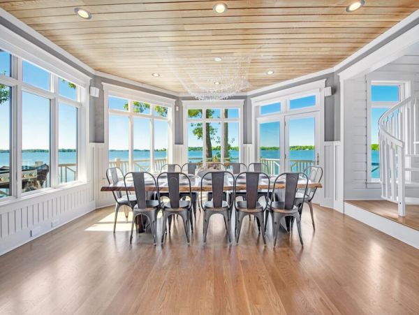 Lake Front Luxury Four Bedroom Home Lake Norman With Views
