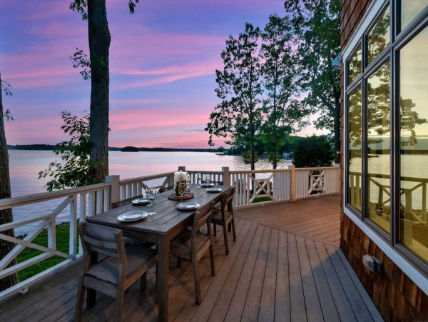 Lake Front Luxury Four Bedroom Home Lake Norman With Views