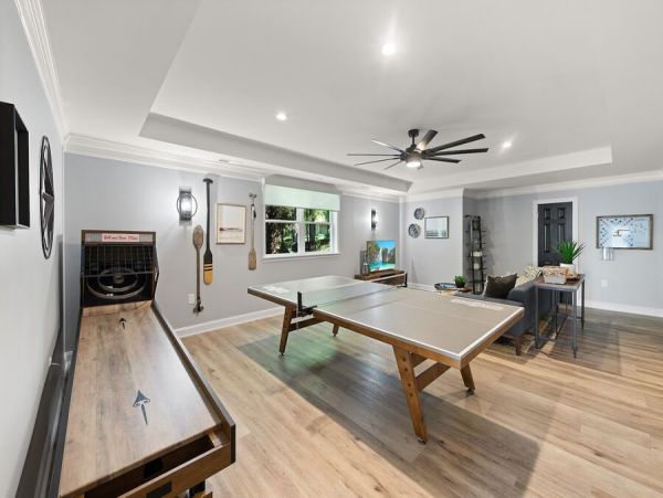 Beautiful 3 Bedroom Home in Lake Norman With Sandy Beach