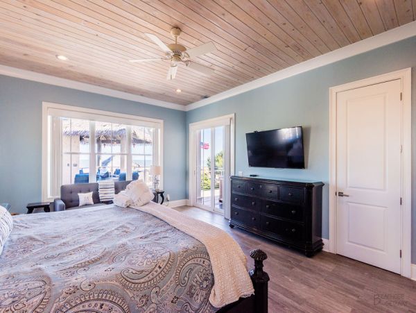 Hilton Head Vacation Rental - North Forest Beach Oceanfront Rental with Pool
