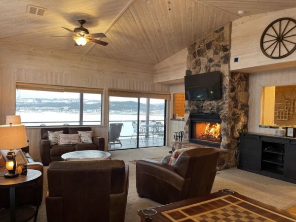 Lake Views Panguitch Utah Vacation Home Three Bedrooms