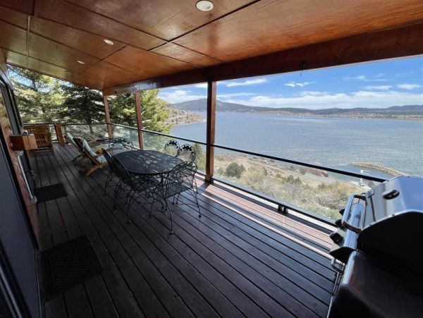 Lake Views Panguitch Utah Vacation Home Three Bedrooms