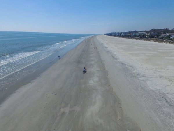 Seven Bedrooms Luxury Rental Home in Hilton Head Sleeps 23
