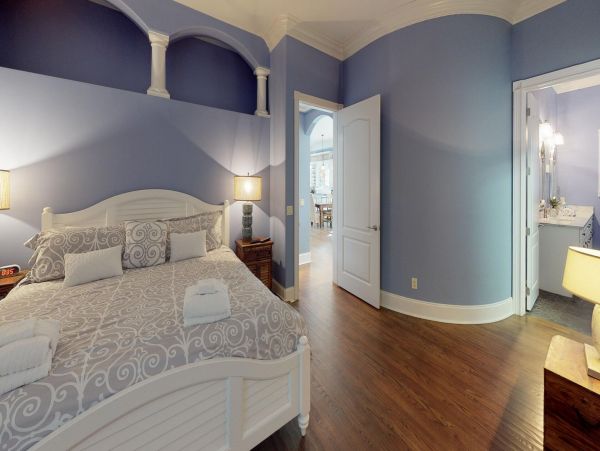 Seven Bedrooms Luxury Rental Home in Hilton Head Sleeps 23