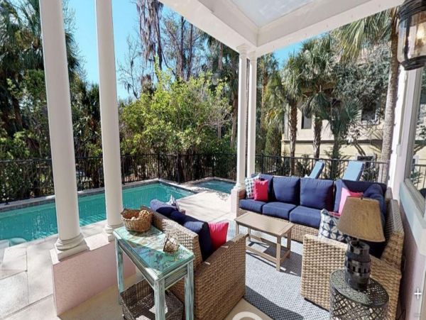 Seven Bedrooms Luxury Rental Home in Hilton Head Sleeps 23