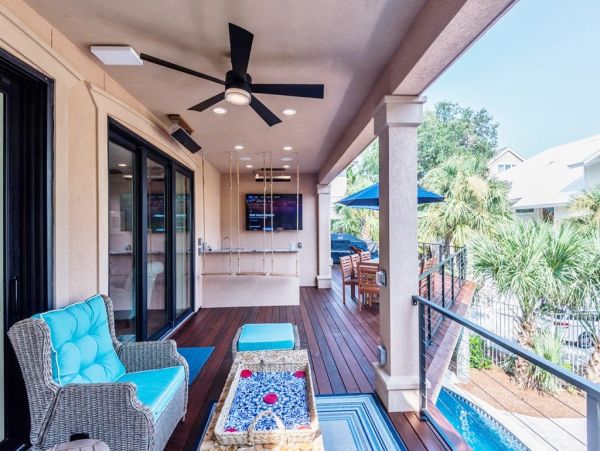 Walk to Beach Luxury 7 Bedroom Pool Home On Hilton Head