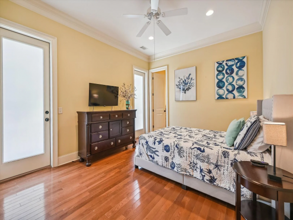Hilton Head 7-Bedroom Beachfront Haven with a Pool Sleeps 20