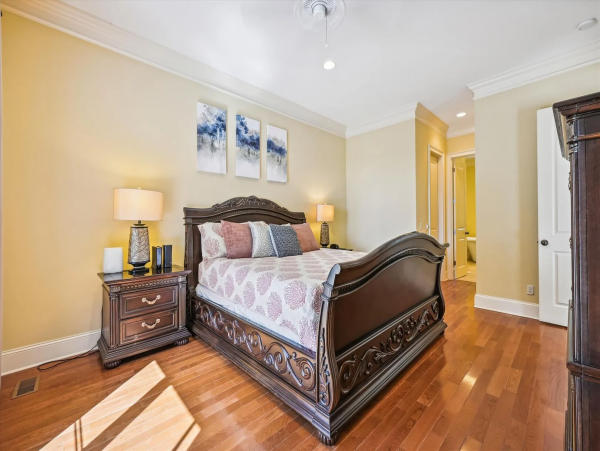 Hilton Head 7-Bedroom Beachfront Haven with a Pool Sleeps 20