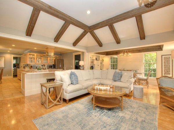 Oceanfront Vacation Home In Hilton Head Sleeps 17-20 Guests